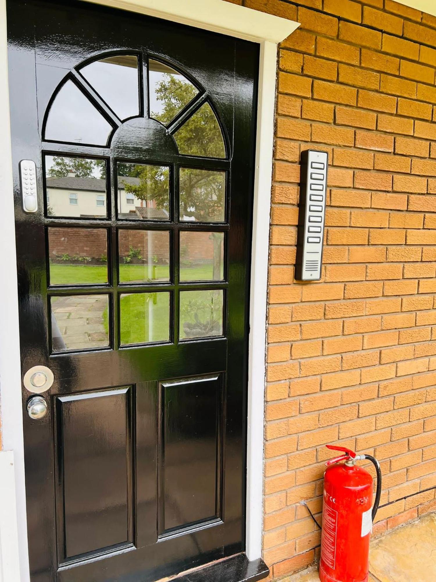 Selborne Studios Off Road Gated Parking Coventry Exterior foto
